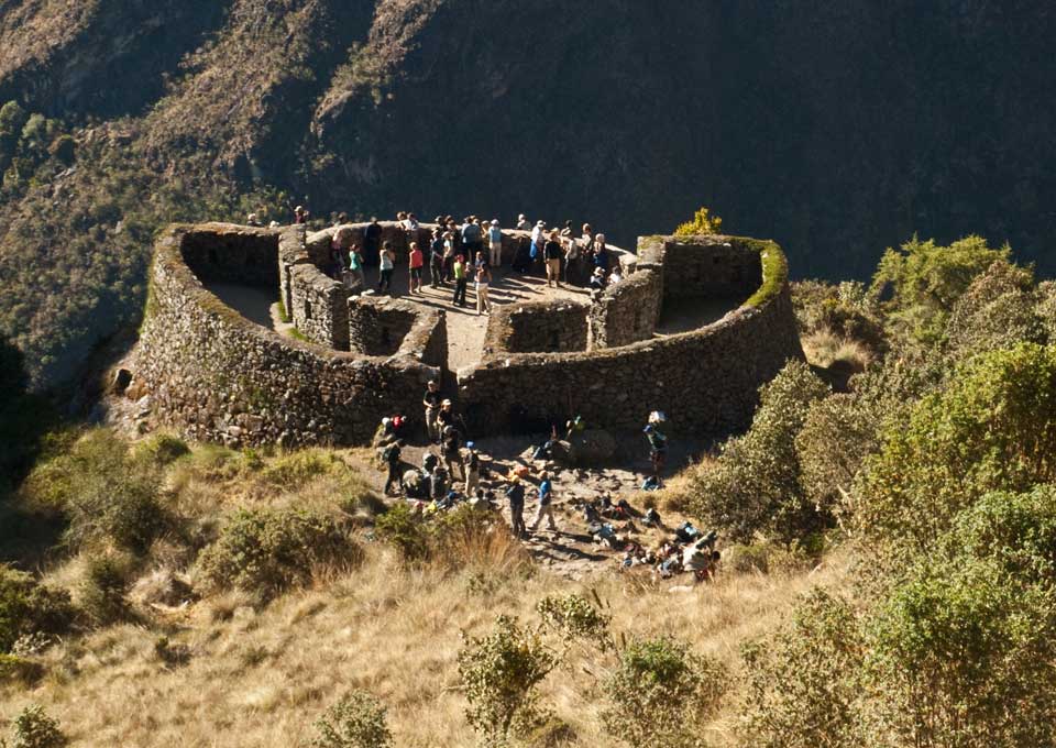 Runkuraqay Ruins - Inca Trail to Machu Picchu