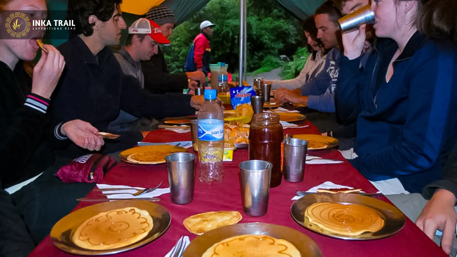 desayuno en el camino inca