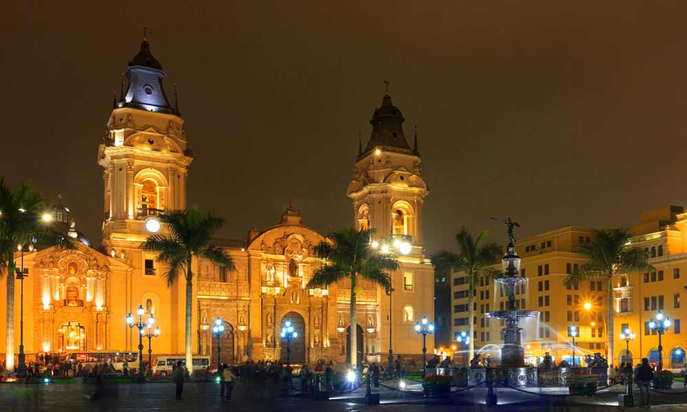 main square in lima active peru 13 days 